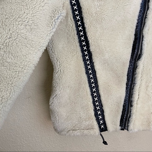 Belstaff Elmington Patent leather-trimmed shearling moto jacket black size 44 - Picture 7 of 16